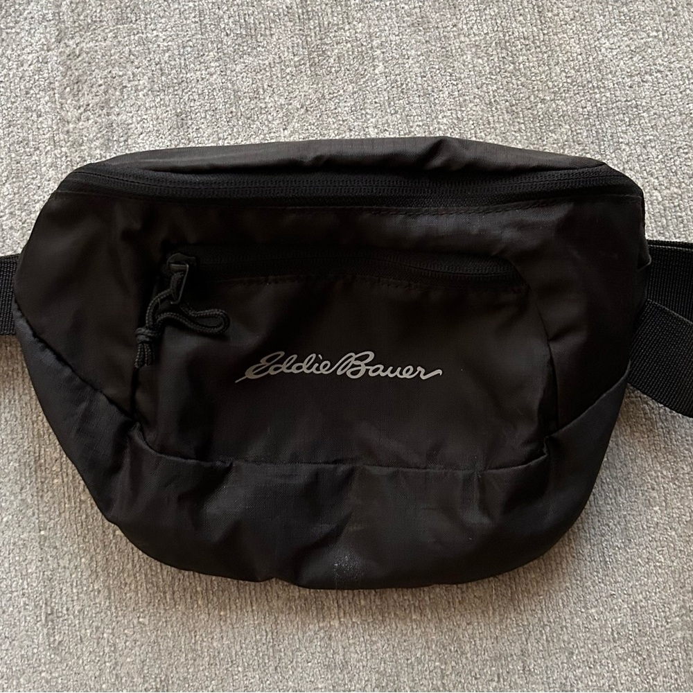 Eddie Bauer stowaway waist pack